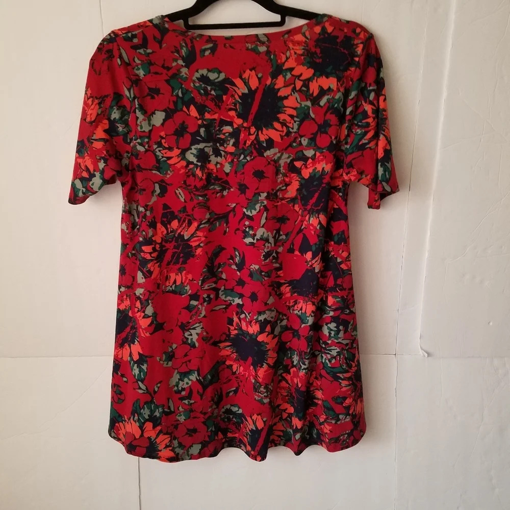NWOT  LULAROE Tunic tshirt  floral print Size XXS - Picture 4 of 9
